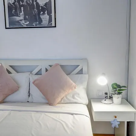 Apartment Carmen By Hello Homes *