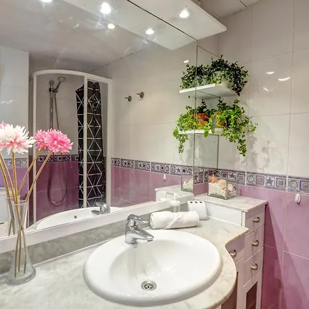 Carmen By Hello Homes Apartment *