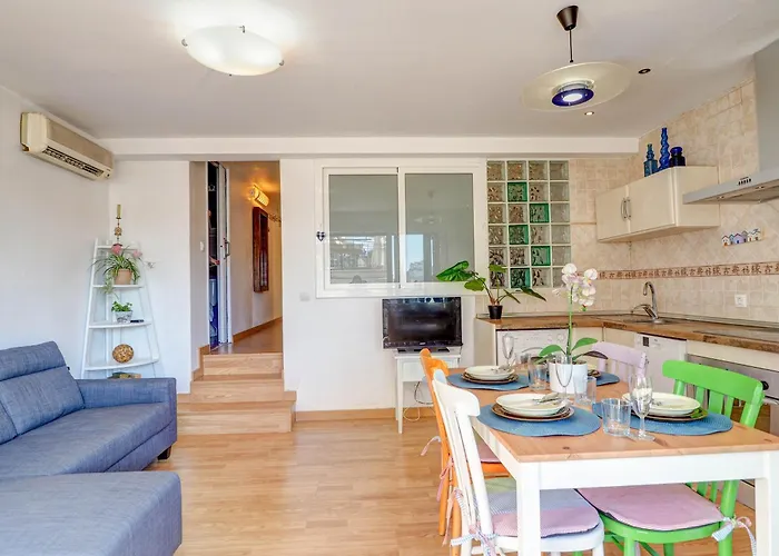 아파트 Carmen By Hello Homes *