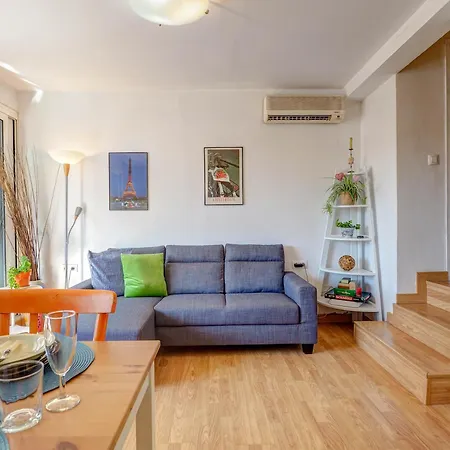 Lägenhet Carmen By Hello Homes